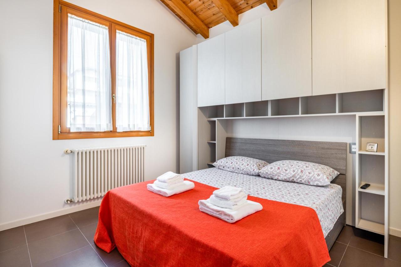 Casenuove Viletta Indipendente A 10 Min Da Parma Case Nuove  エクステリア 写真